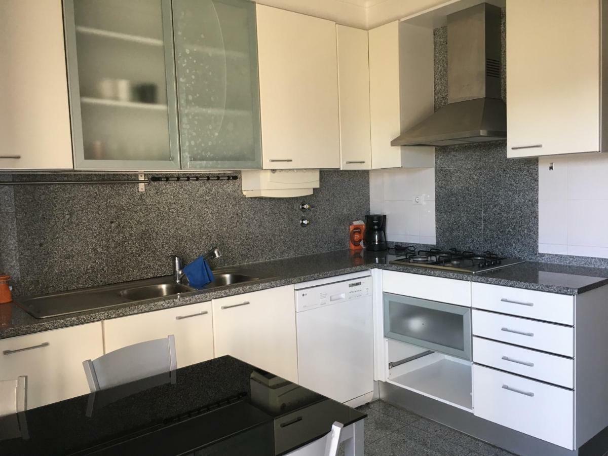 אלז'ש Apartamento Novo Muito Confortavel Com Vista Rio מראה חיצוני תמונה